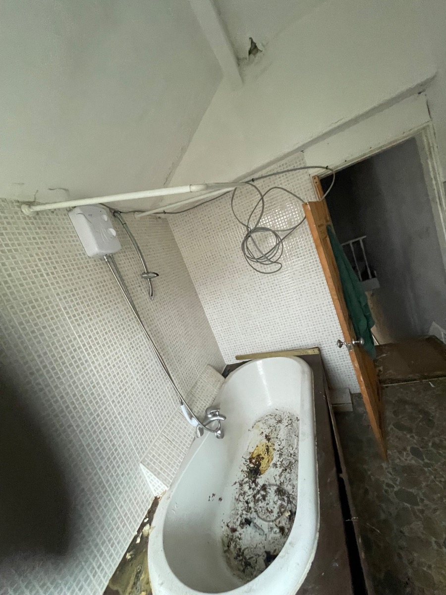 Kitchen Fitter: Image 1